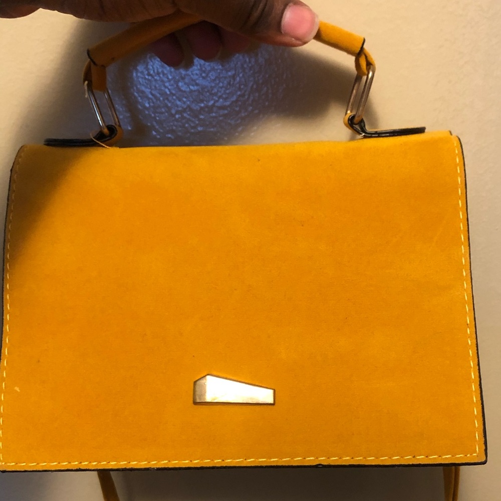 Cross body purse